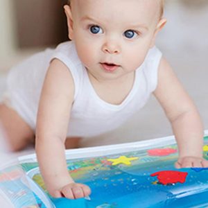 CEA MAI BUNĂ SALTEA BEBE (3 – 18 luni) – Elementele colorate din apa stimuleaza joaca si curiozitatea copilului. 03